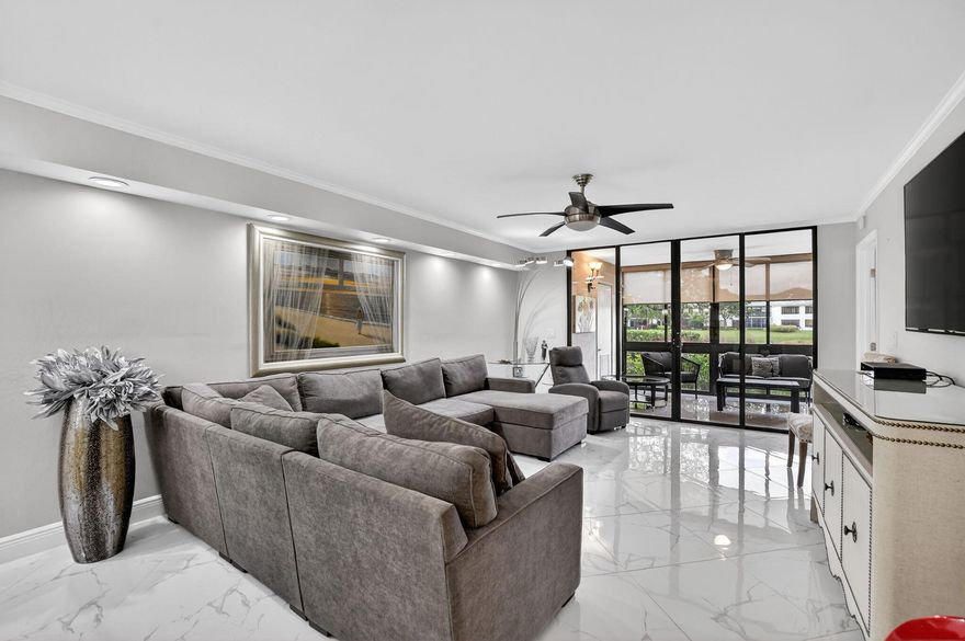 MUCH SOUGHT AFTER FIRST FLOOR 2 BEDROOM 2 BATH CONDO OVERLOOKING LAKE AND GOLF COURSE. LIGHT, BRIGHT, COMPLETELY FURNISHED.
GLENEAGLES HAS TWO GOLF COURSES, 8 POOLS, TENNIS COURTS, PICKLEBALL, FITNESS CENTER, SPA, 3 RESTAURANTS, 3 BARS, AND MUCH, MUCH MORE. COME BY AND GET A TOUR AND SEE THIS 
CONDO.