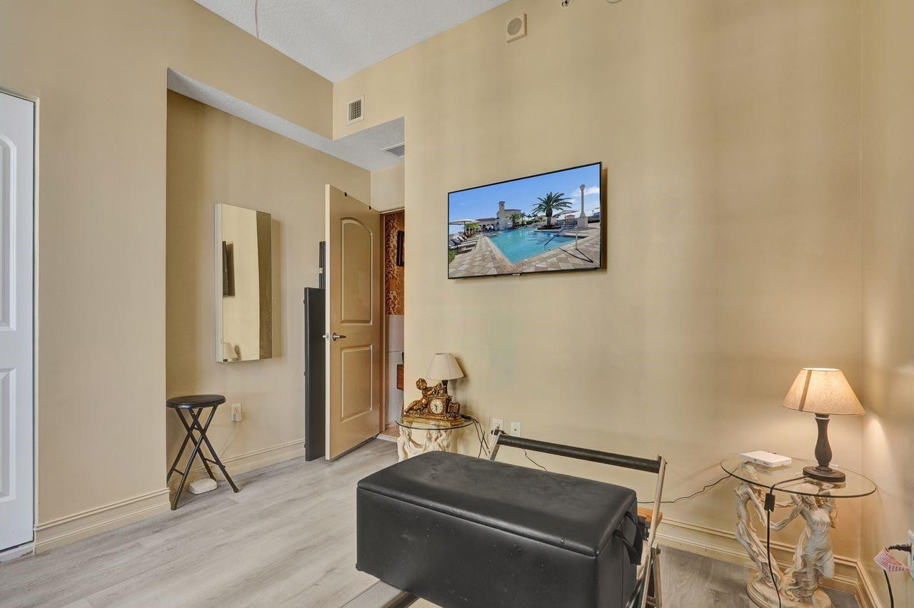 Two City Plaza - Residential