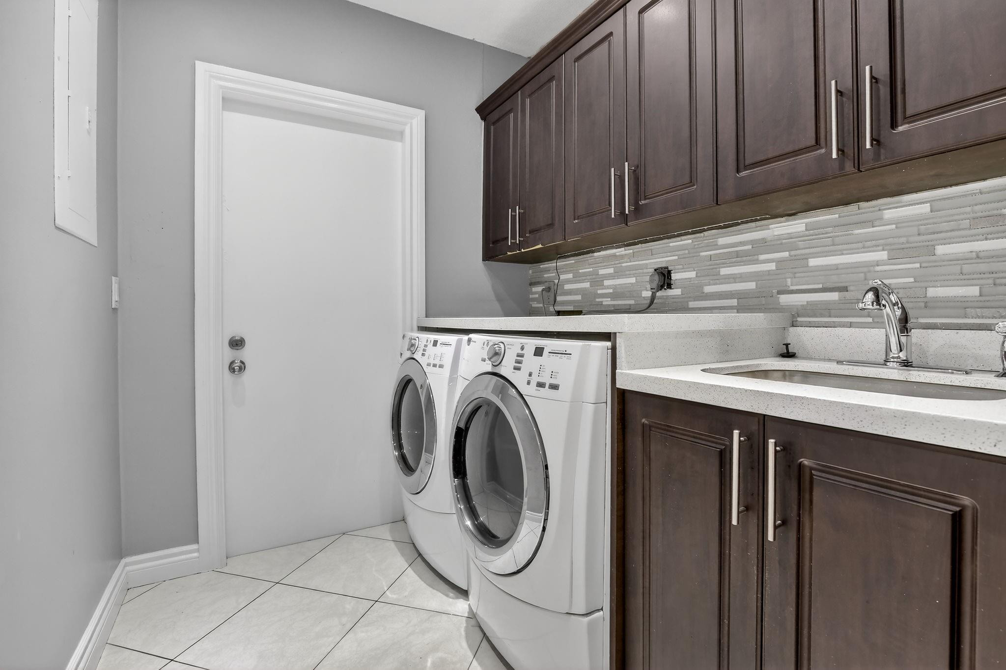 Beaumont 106-11 B - Residential