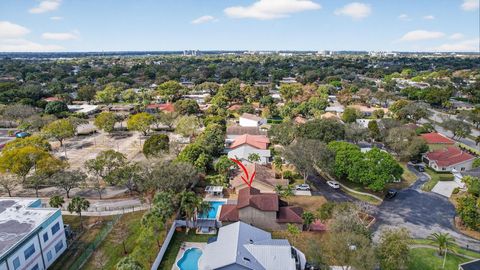 Tiny photo for 6500 SW 13th Street, Plantation, FL 33317 (MLS # F10554339)