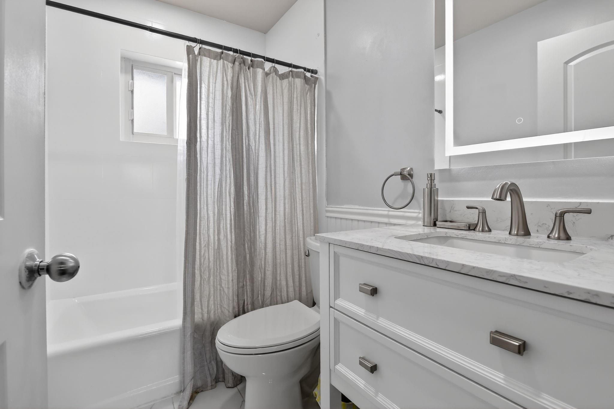 Beaumont 106-11 B - Residential