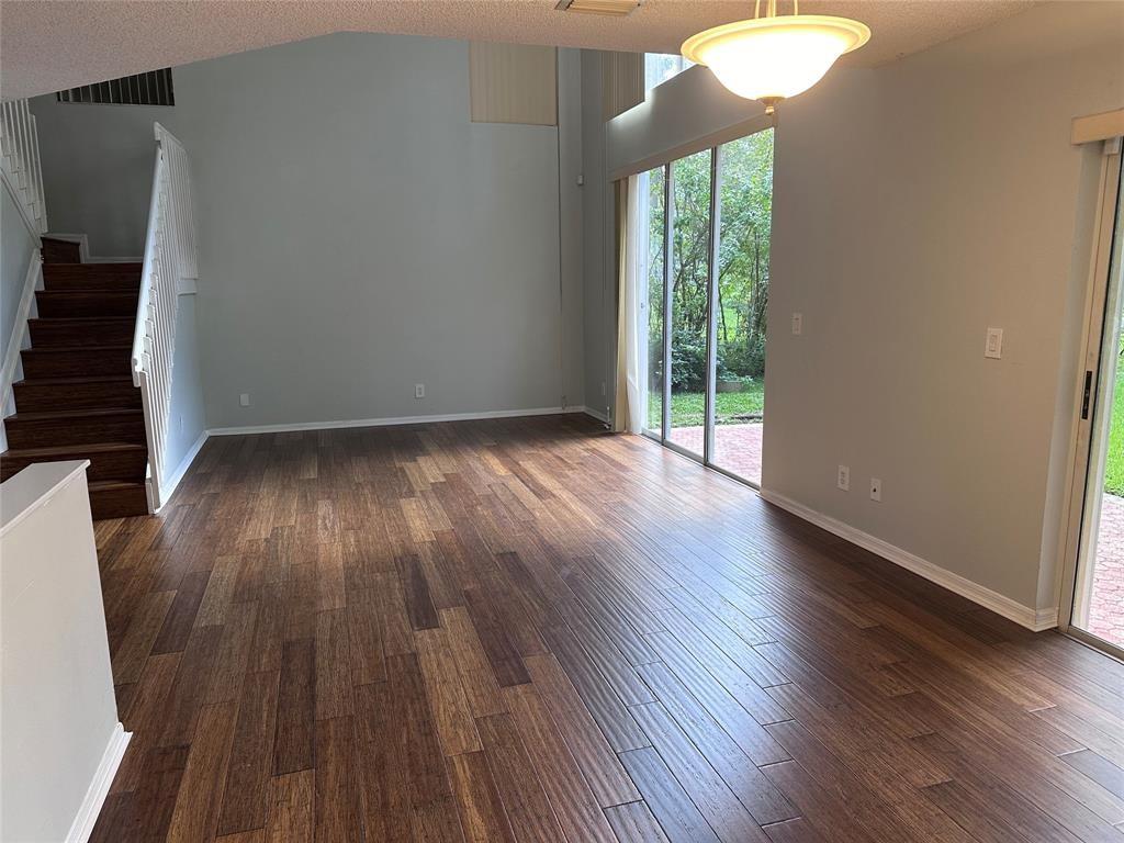 Sector 5 Prcl 21/22 137-4 - Residential Lease