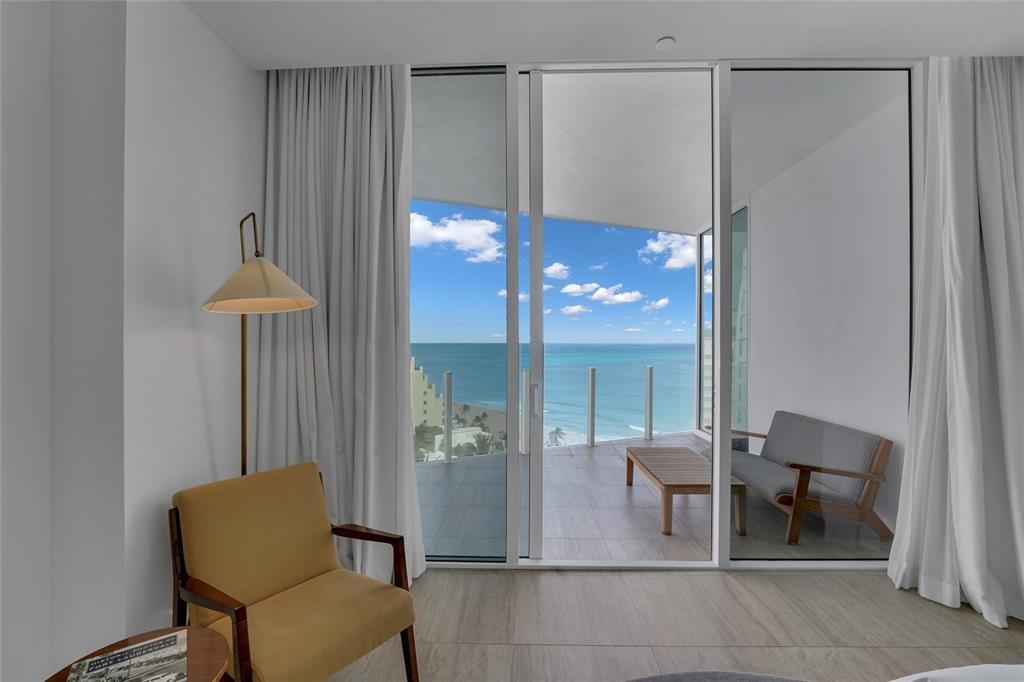 Four Seasons - Residential