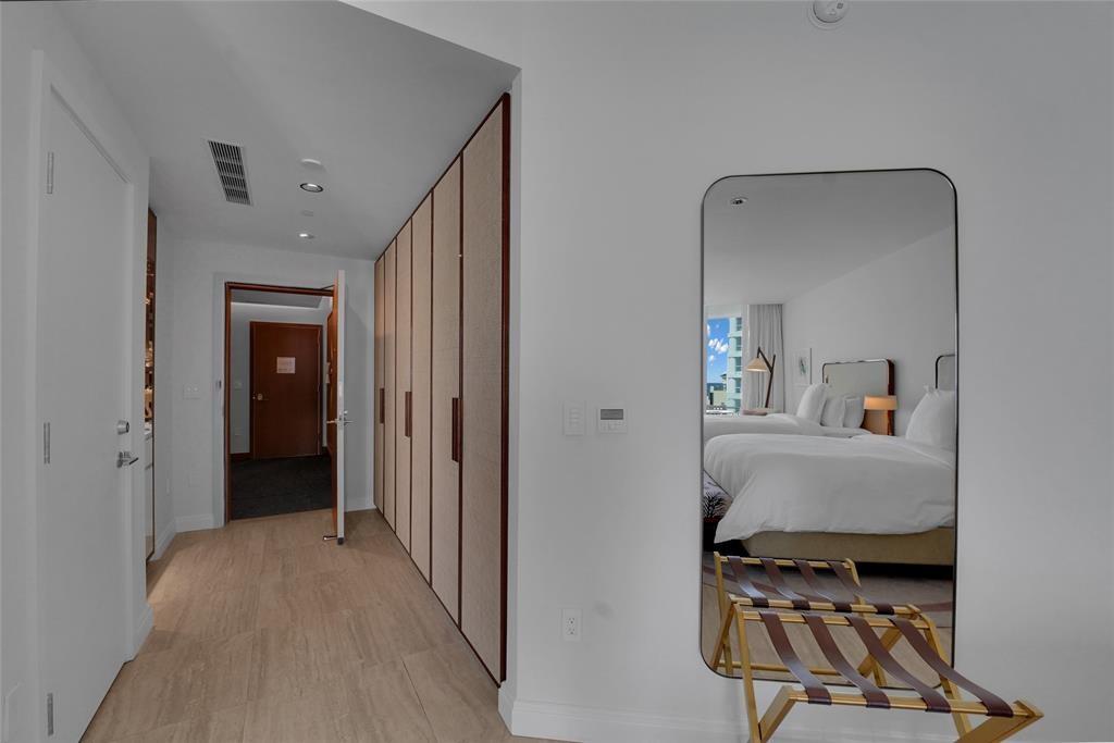 Four Seasons - Residential