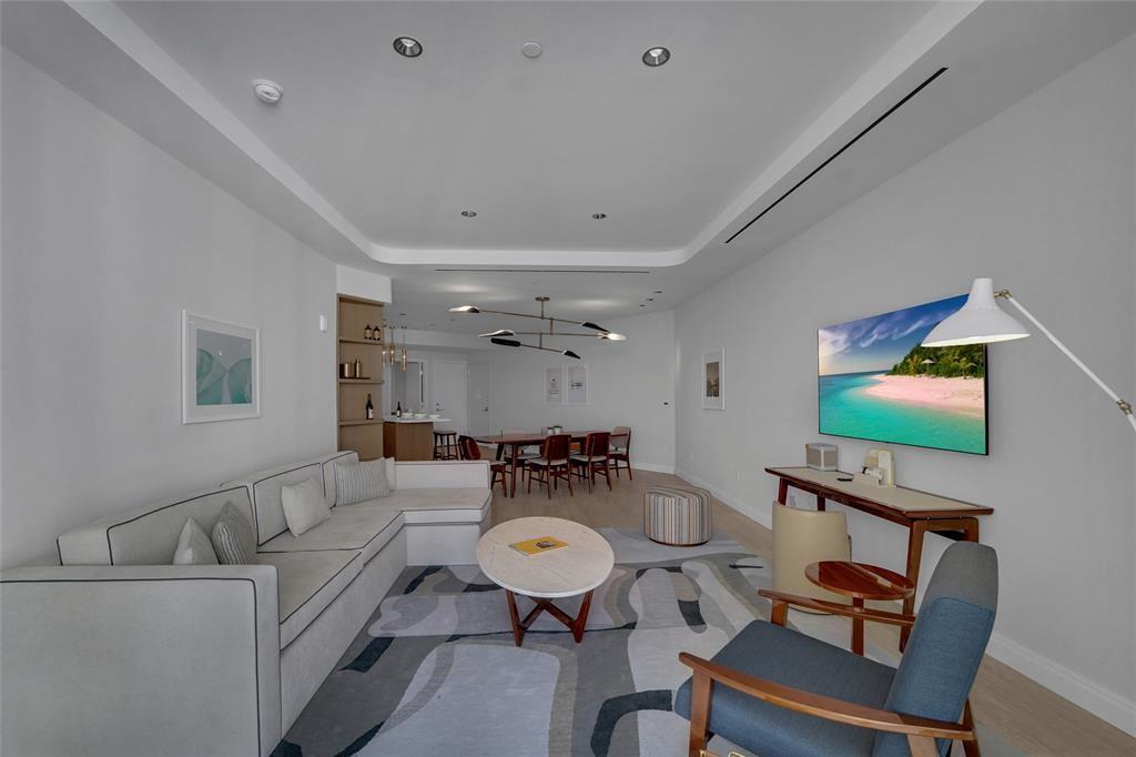 525 N Fort Lauderdale Beach Blvd 1204