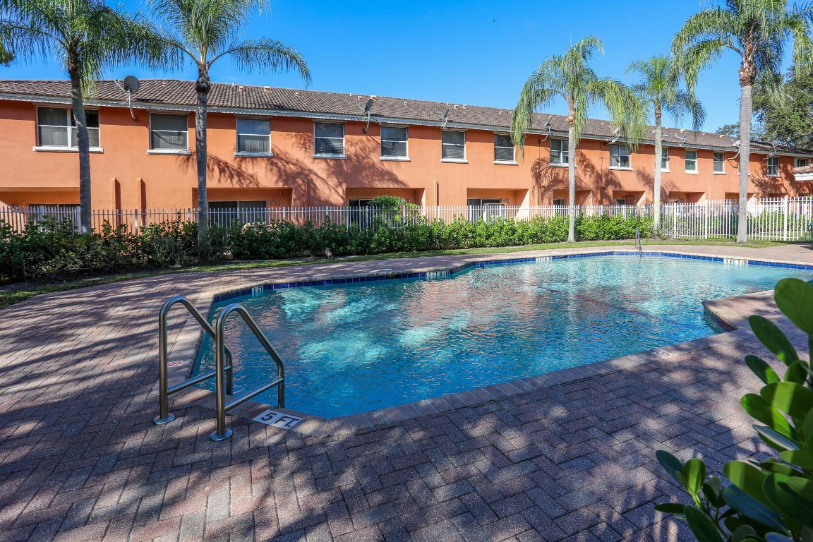 Sienna Club - Residential