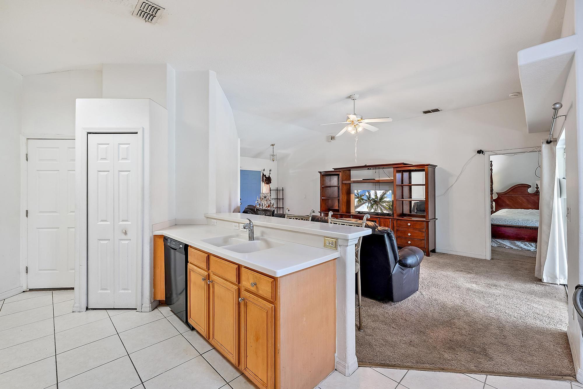 : Port St Lucie Sectio - Residential