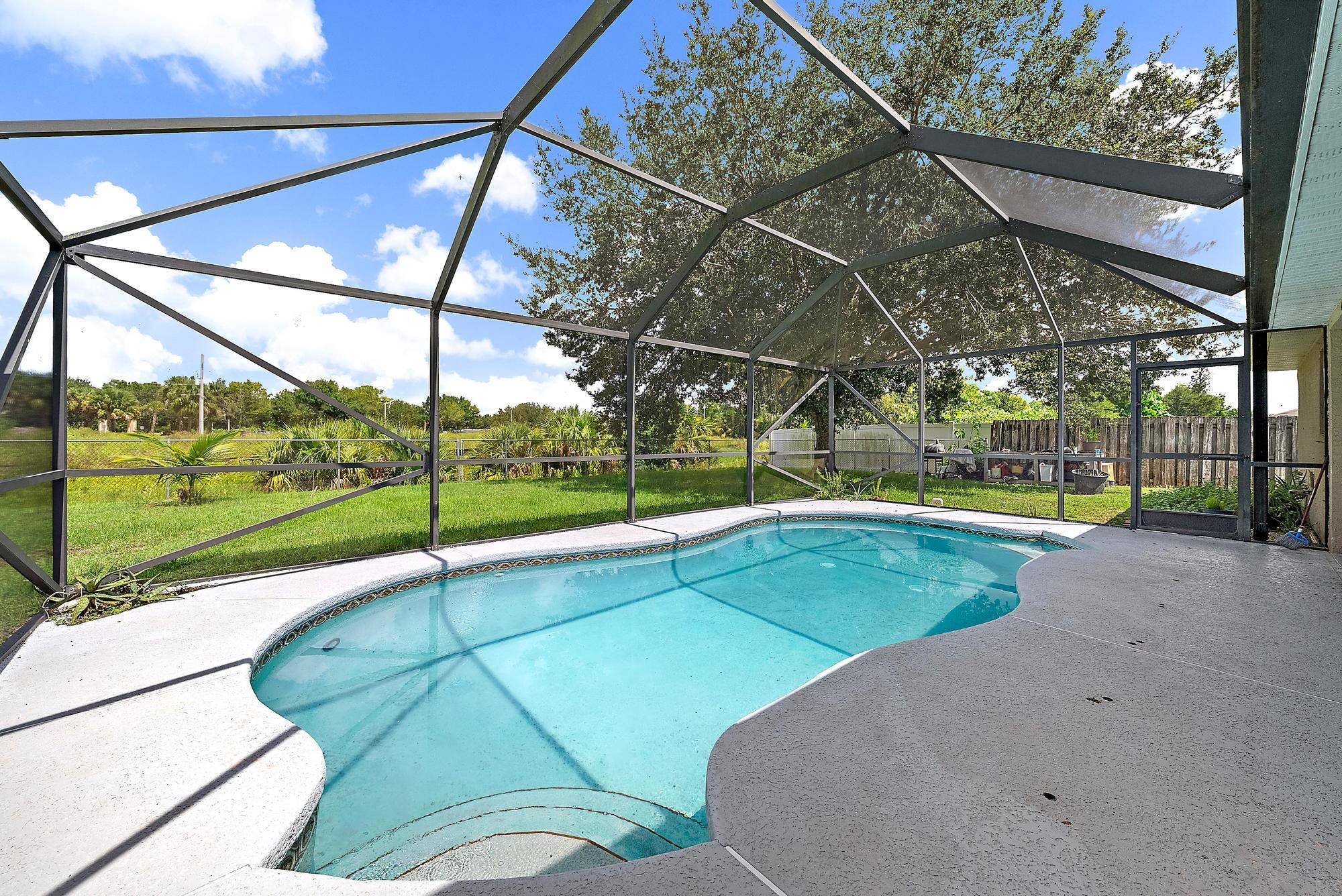 : Port St Lucie Sectio - Residential