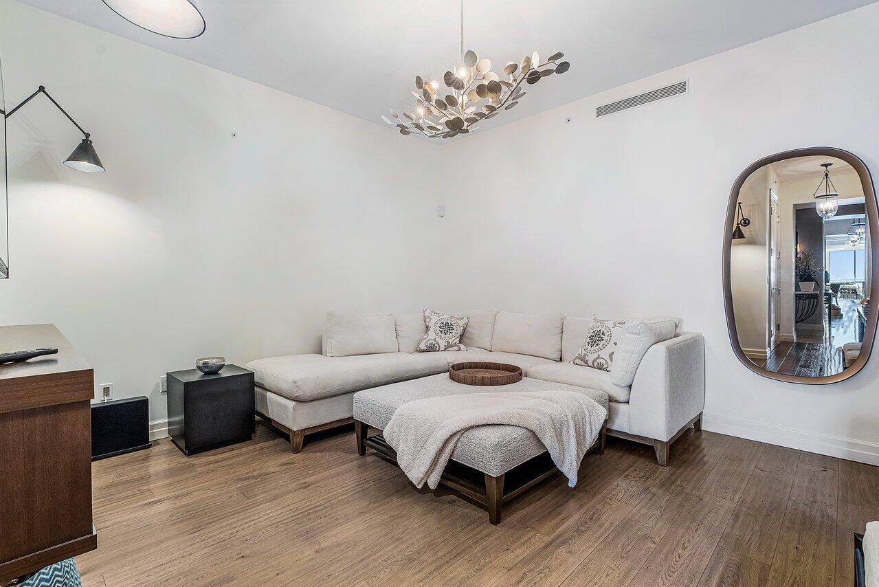 4001 NORTH OCEAN CONDO - Residential