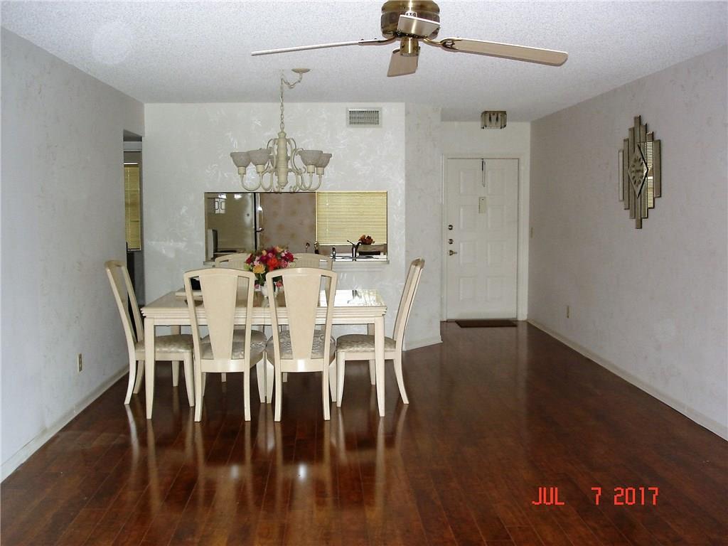 SUNRISE LAKES - Residential