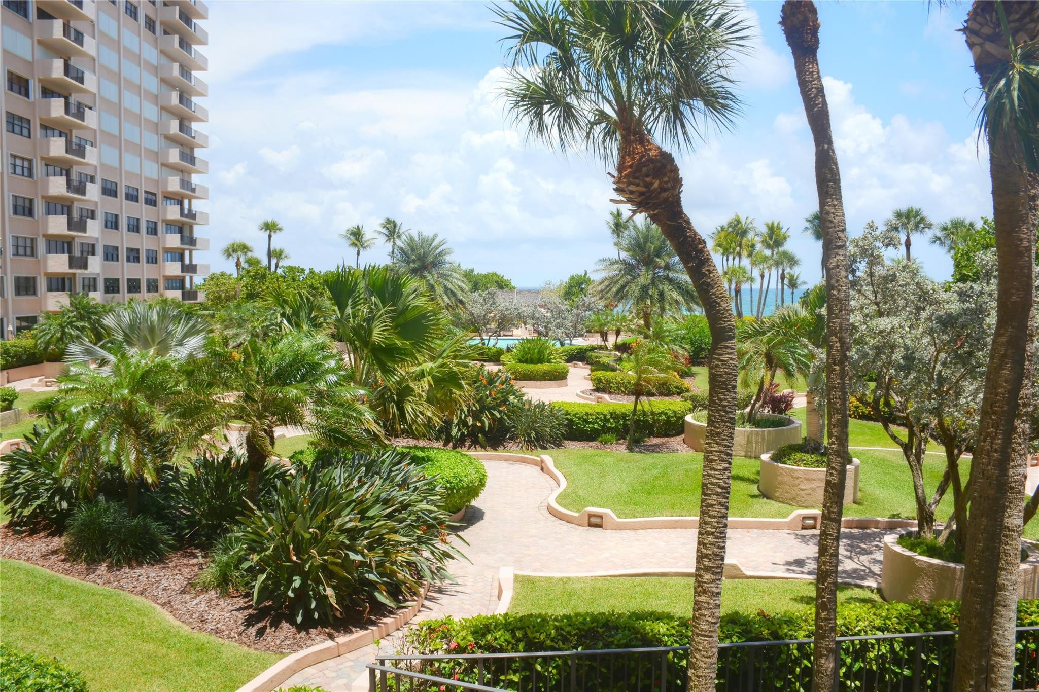 SEA RANCH CLUB A - Residential