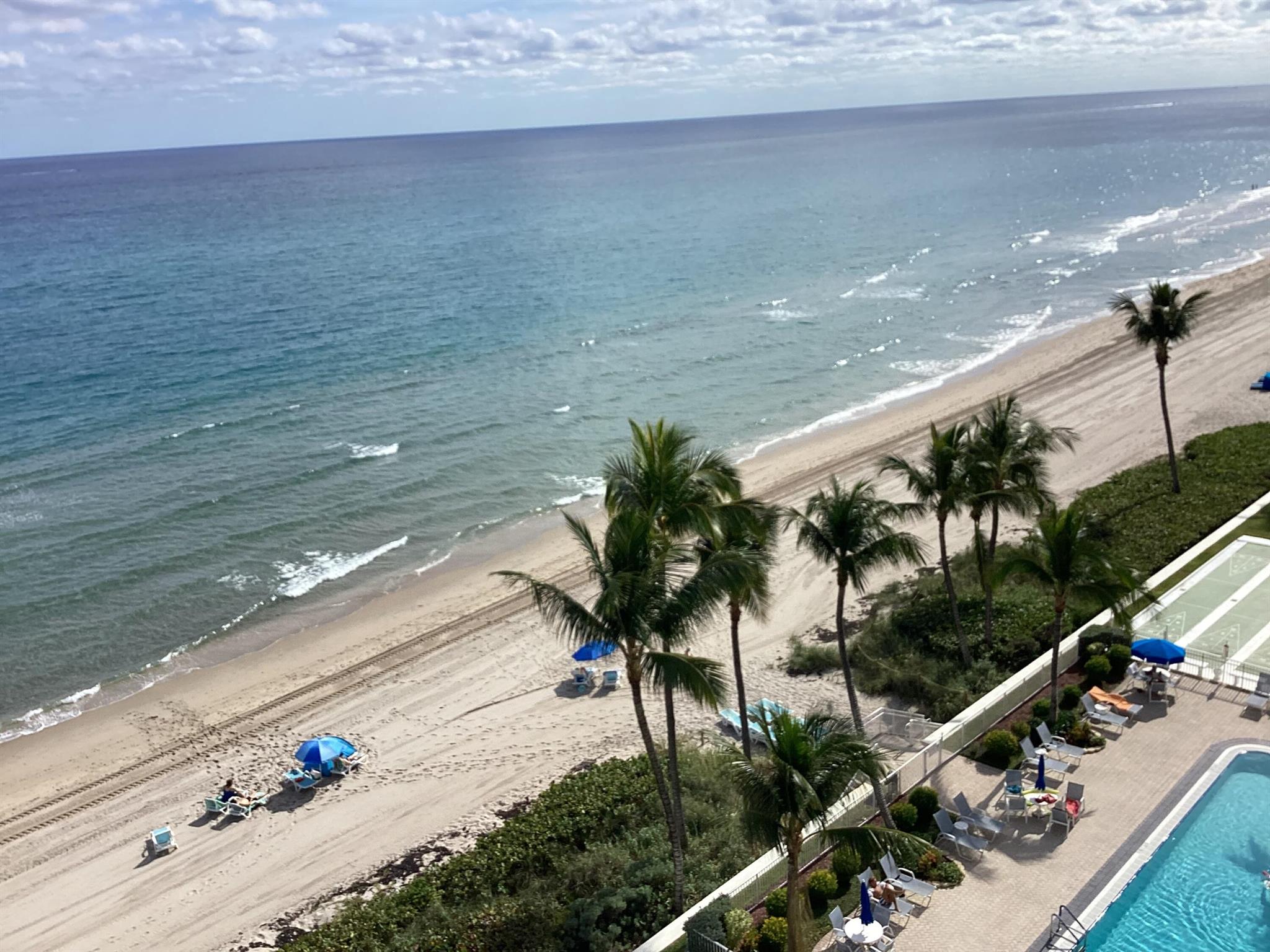 PENTHOUSE TOWERS CONDO - Residential Lease