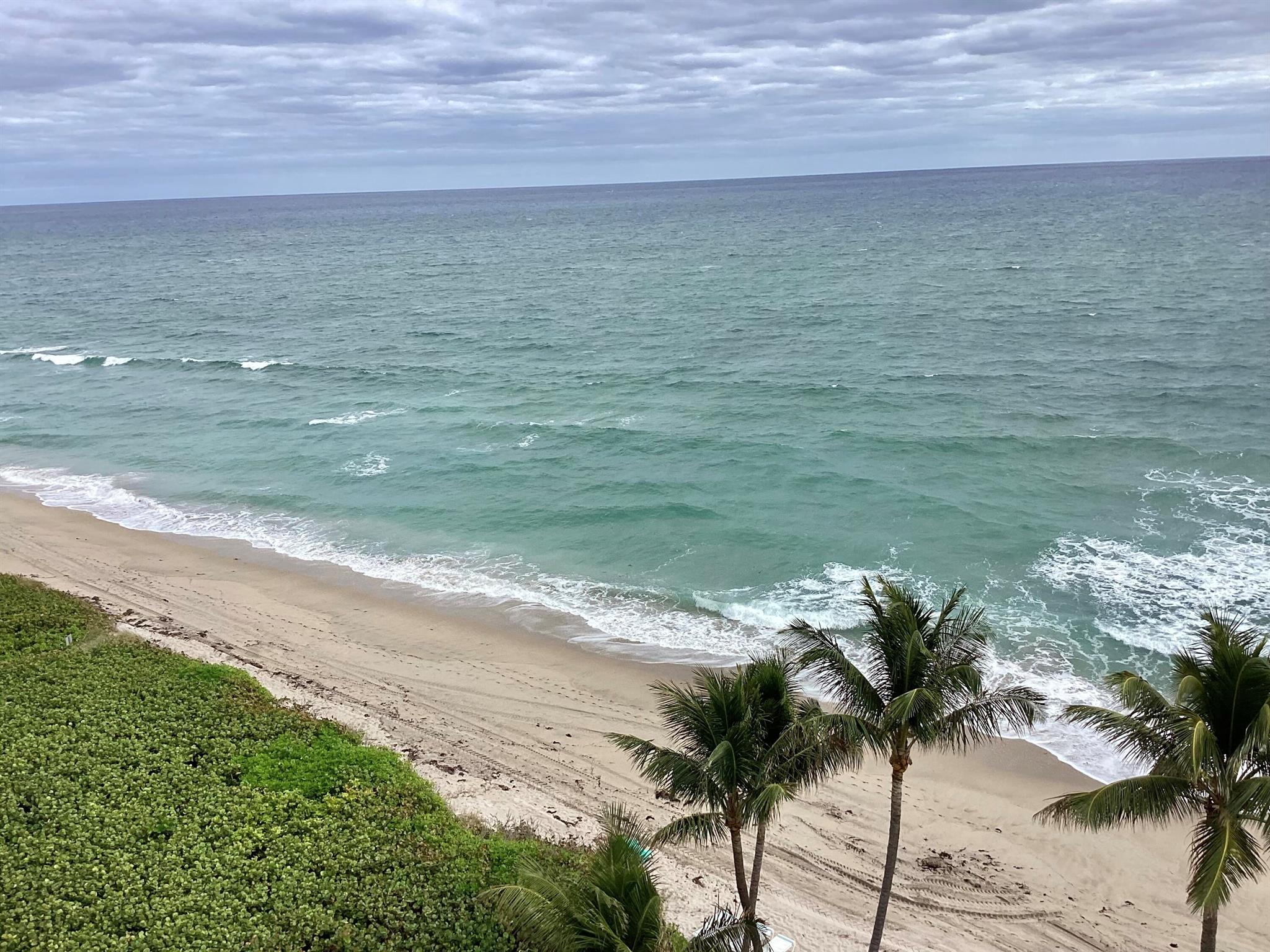 PENTHOUSE TOWERS CONDO - Residential Lease