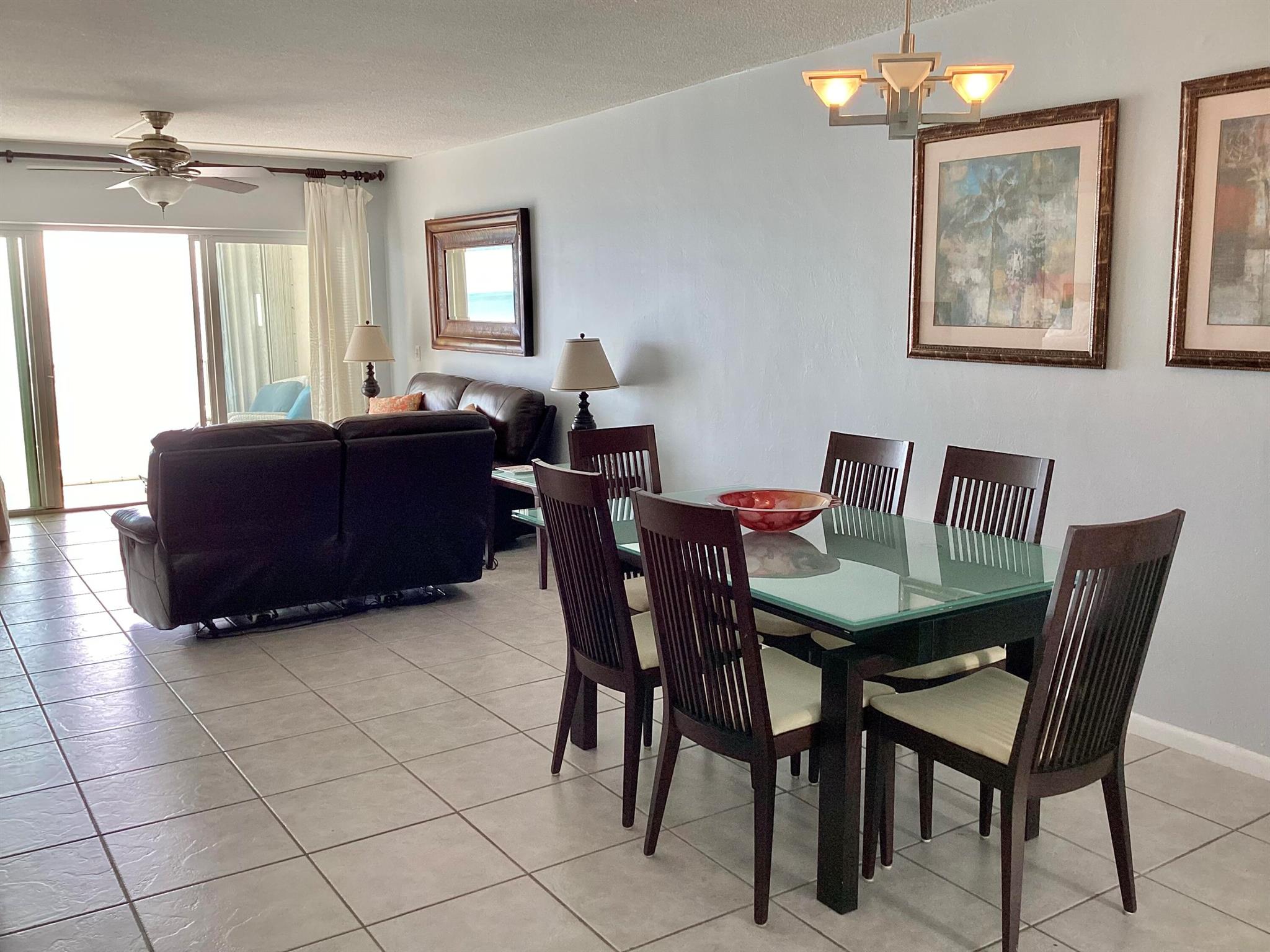 PENTHOUSE TOWERS CONDO - Residential Lease