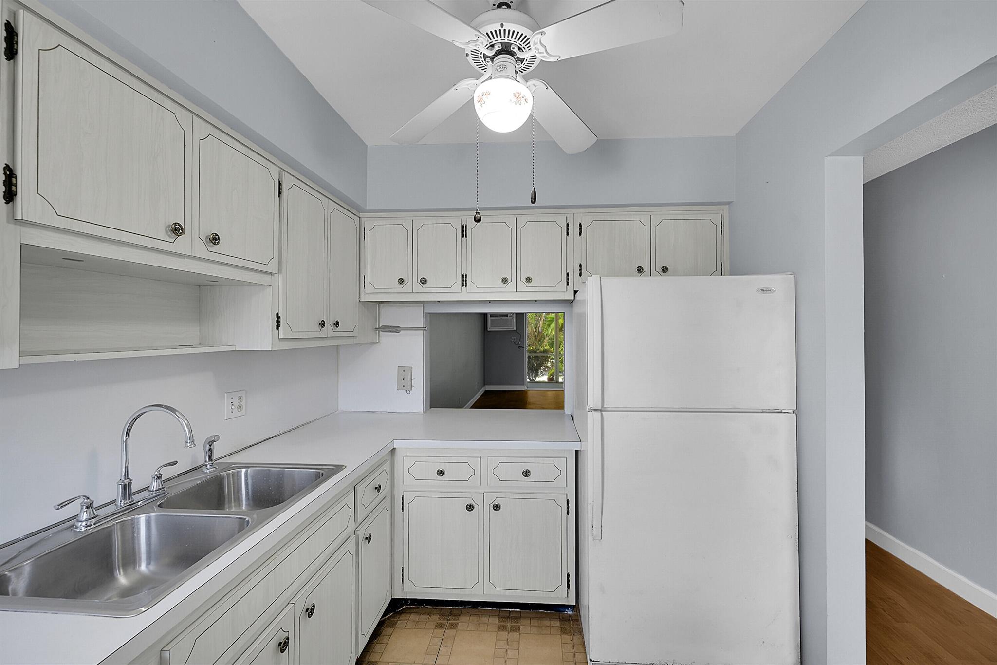 VENETIAN PARK GARDENS - Residential