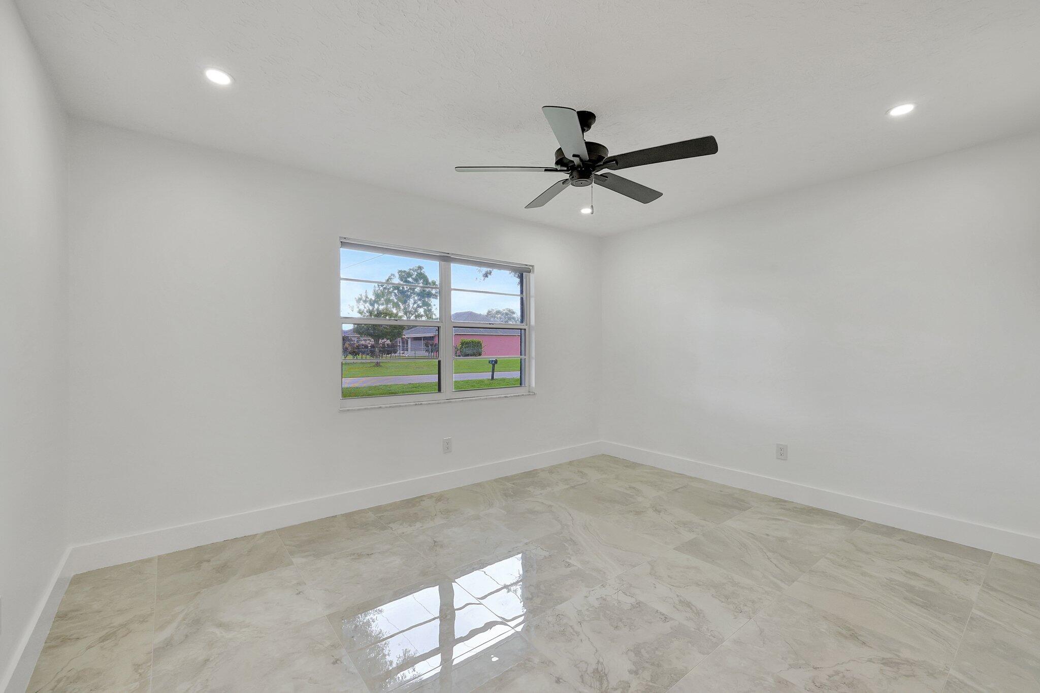 PORT ST LUCIE SECTION 1 - Residential Lease