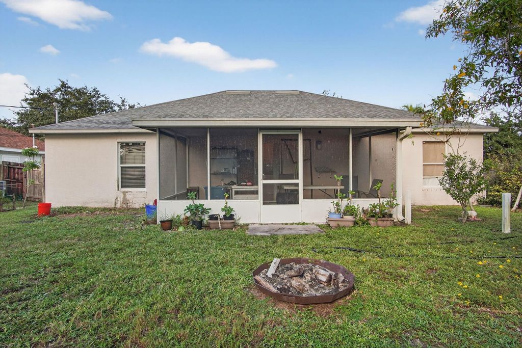 Photo of 3673 SW Vincennes Street, Port Saint Lucie, FL 34953 (MLS # F10533150)