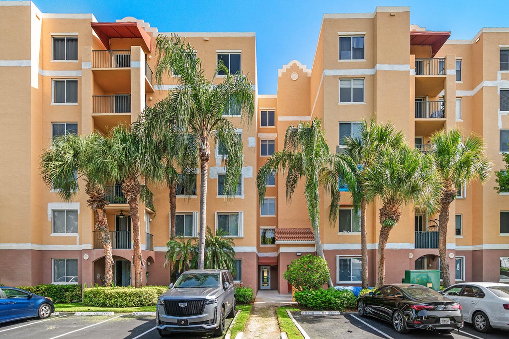 Photo of 1000 Scotia Drive #102, Hypoluxo, FL 33462 (MLS # B26052128)