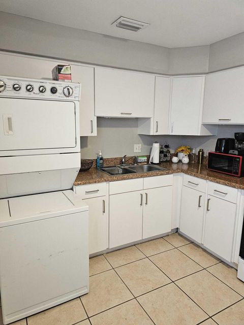 131 NE 19th Avenue 1-3 Pompano Beach FL 33060