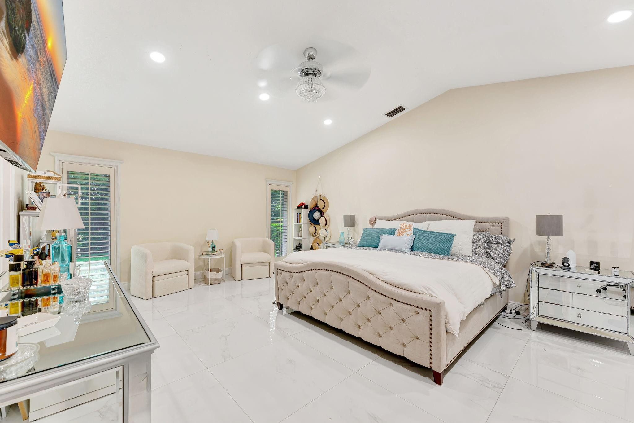 Whispering Woods 118-25 B - Residential