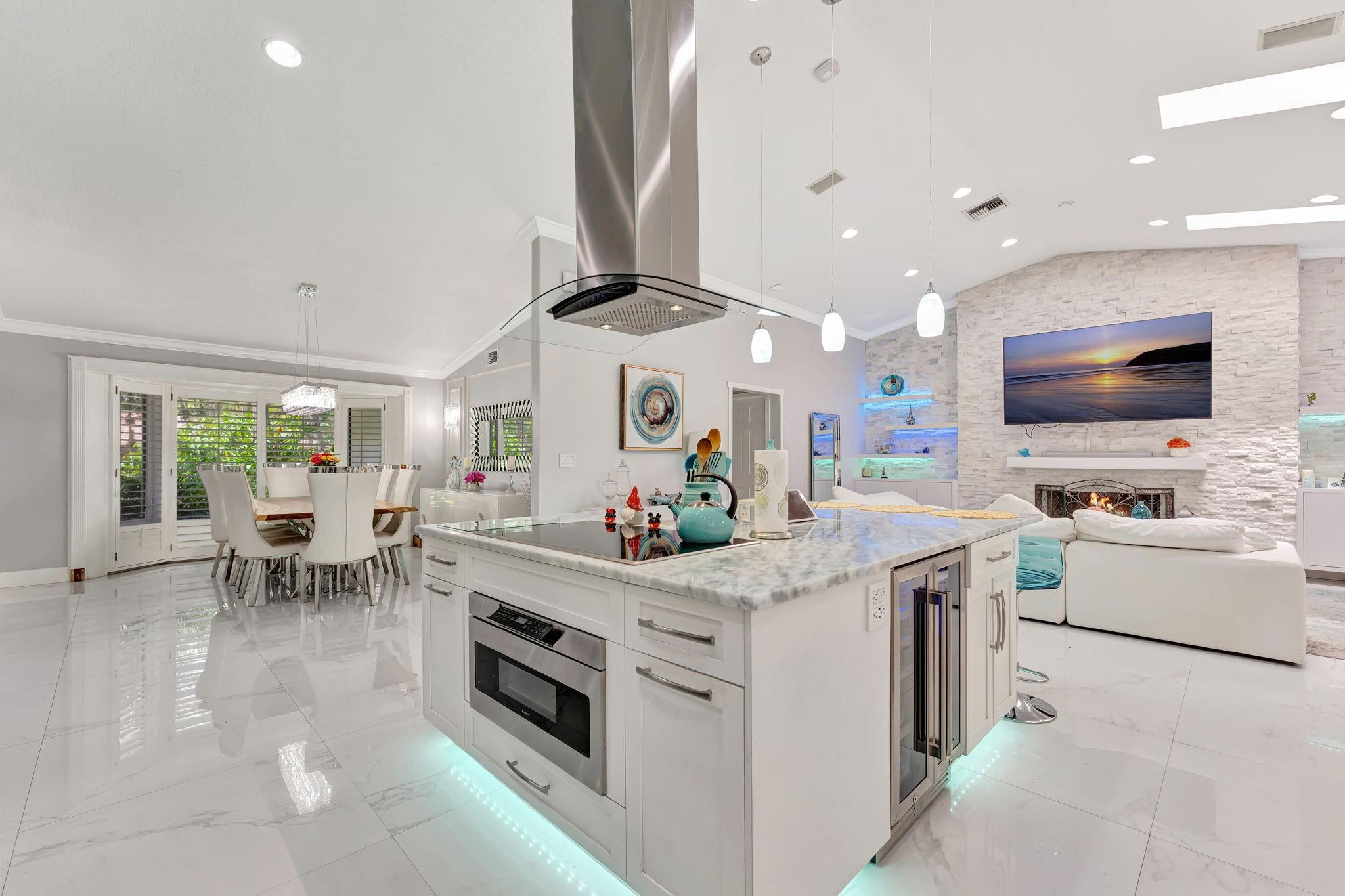 Whispering Woods 118-25 B - Residential