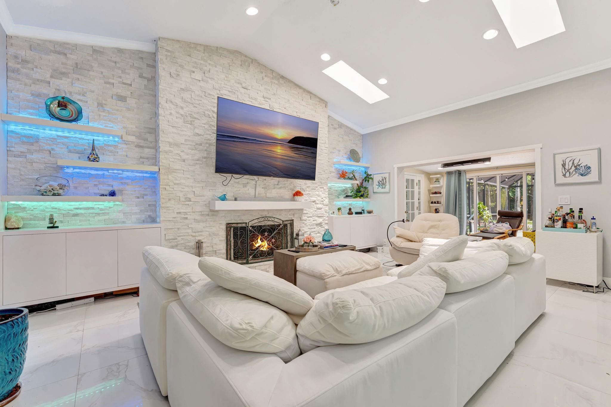 Whispering Woods 118-25 B - Residential