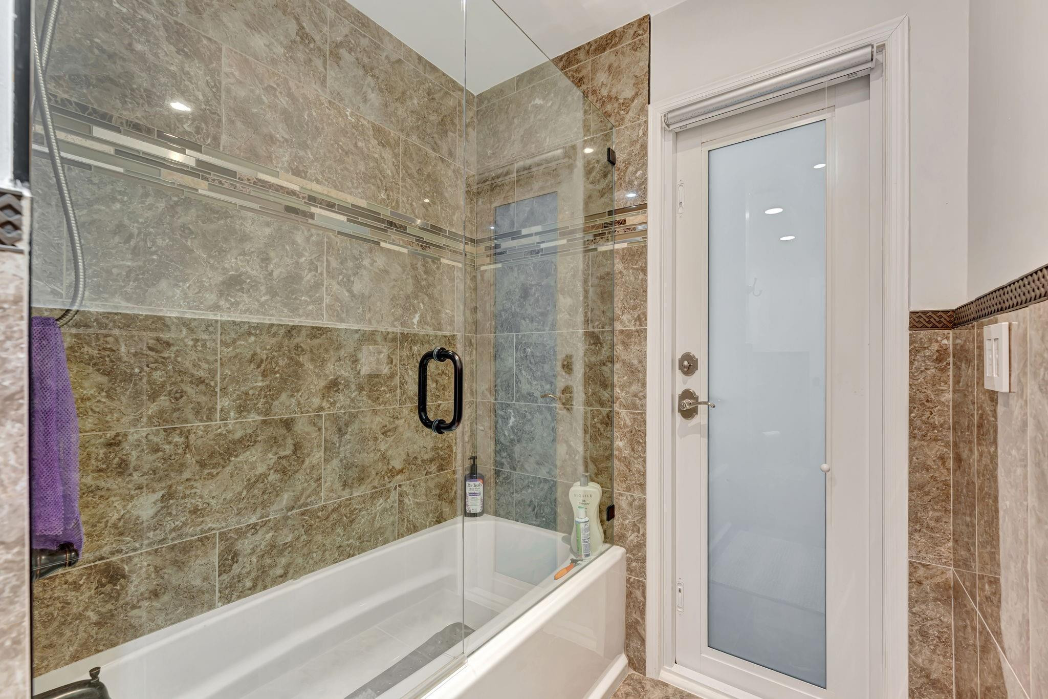 Whispering Woods 118-25 B - Residential