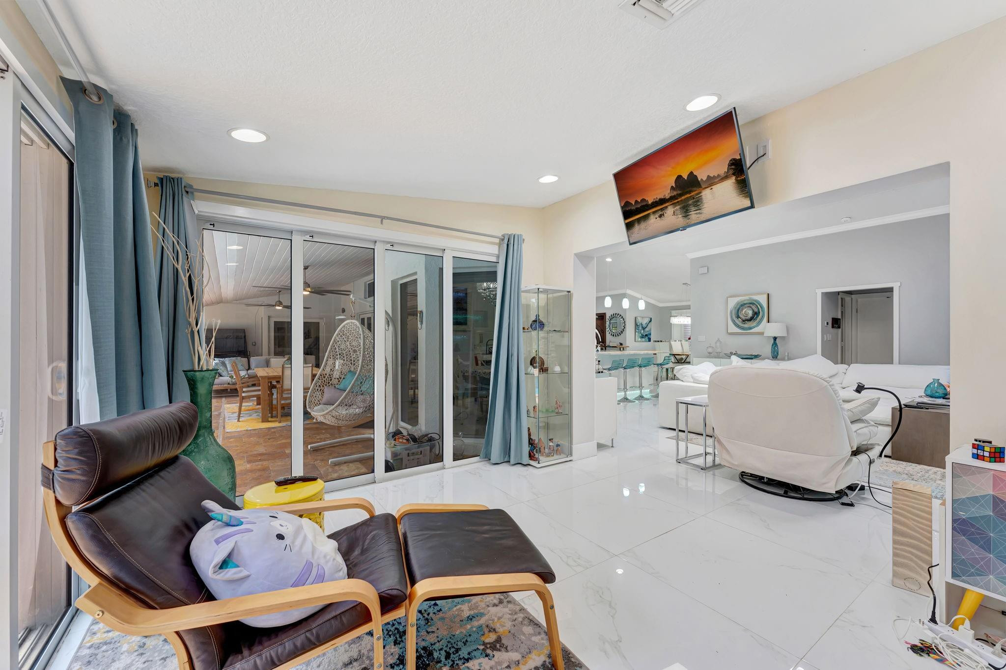 Whispering Woods 118-25 B - Residential