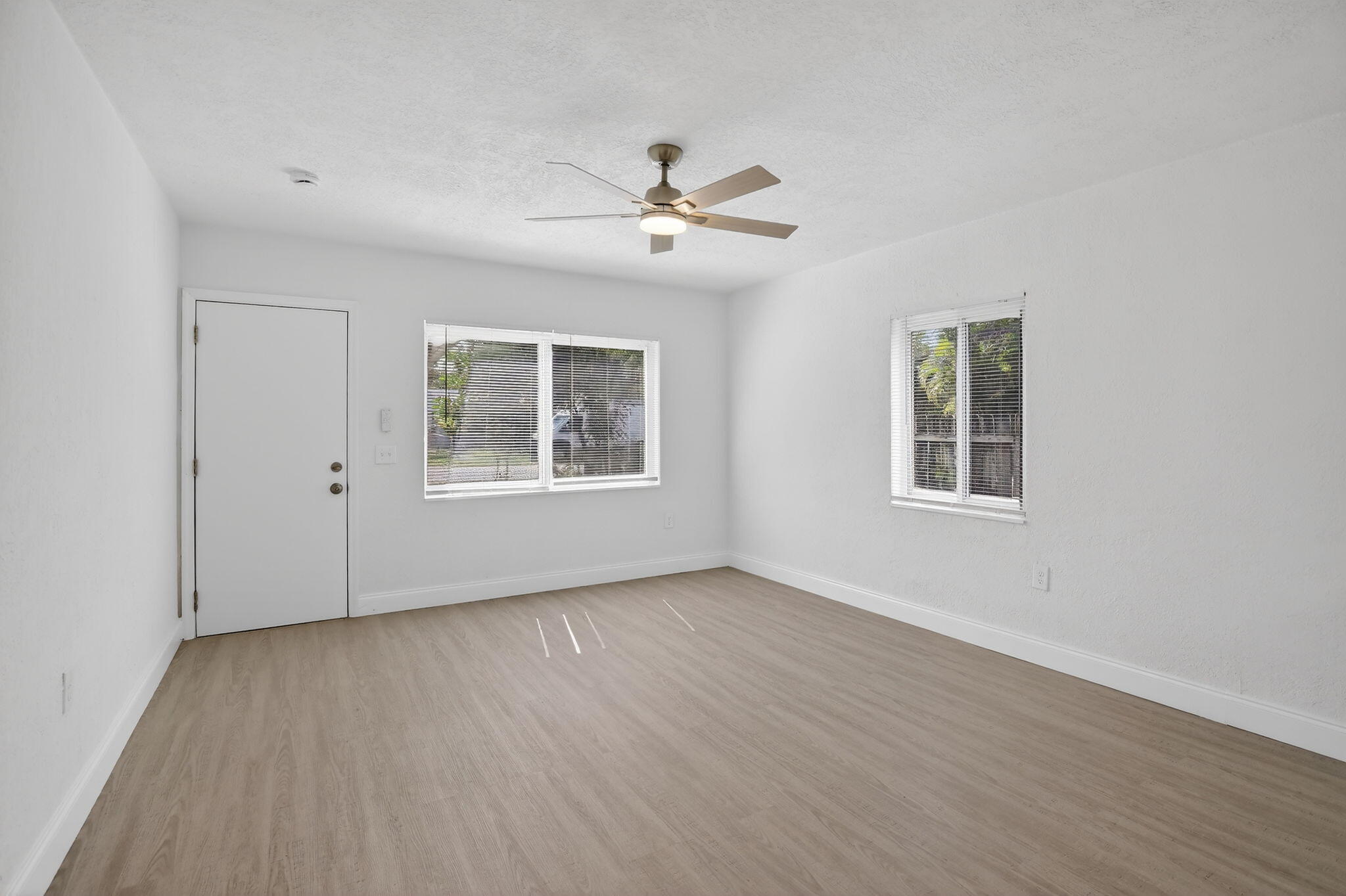 2515 Roosevelt Street