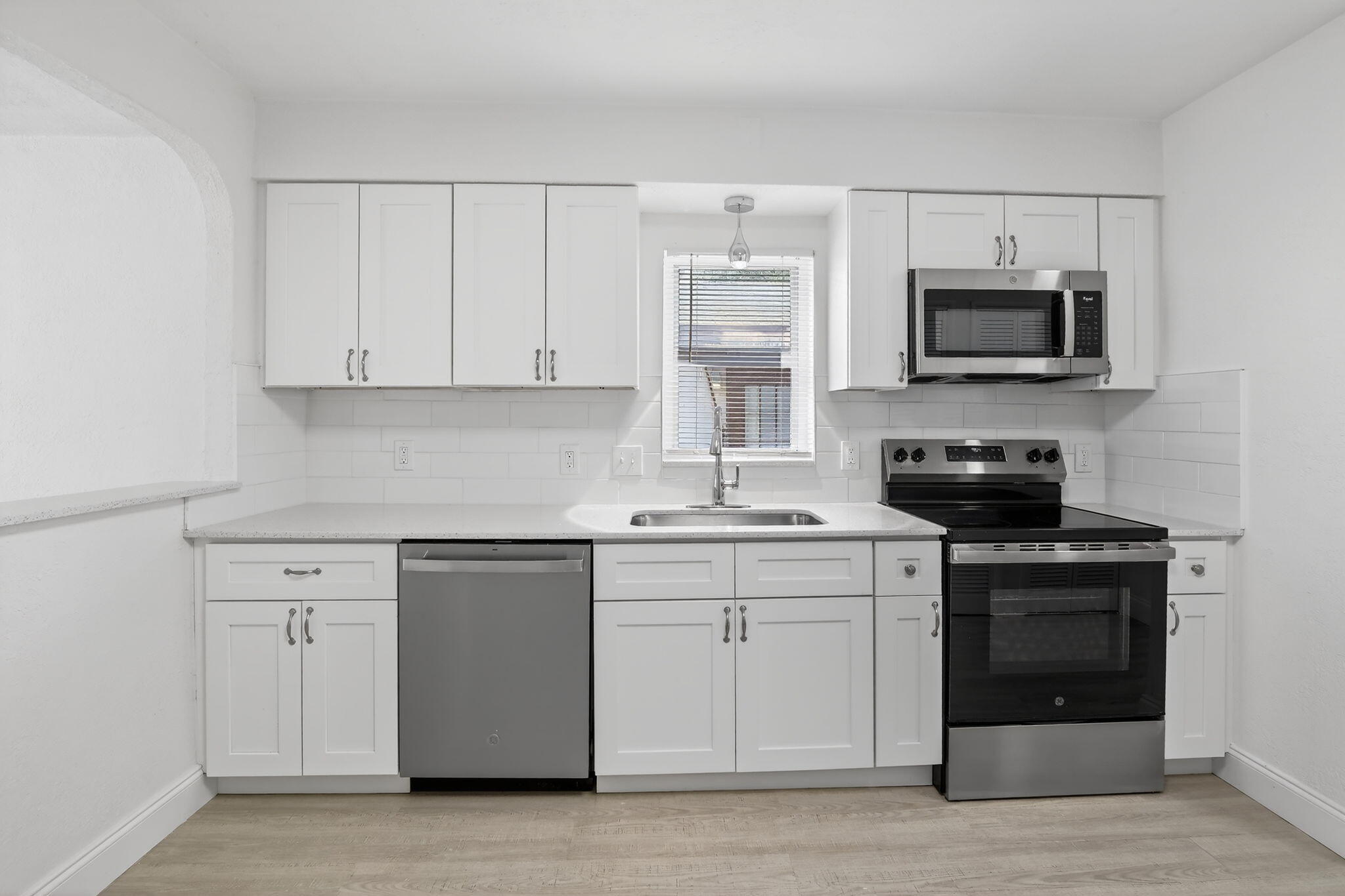 HOLLYWOOD PARK - Residential