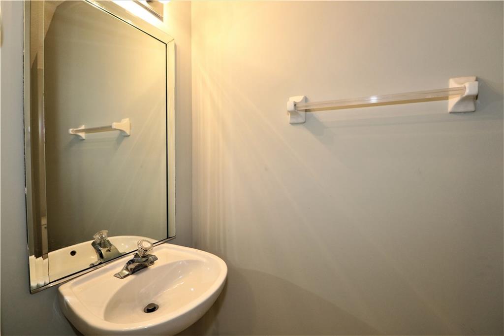 Paragon Centre 162-35 B - Residential Lease