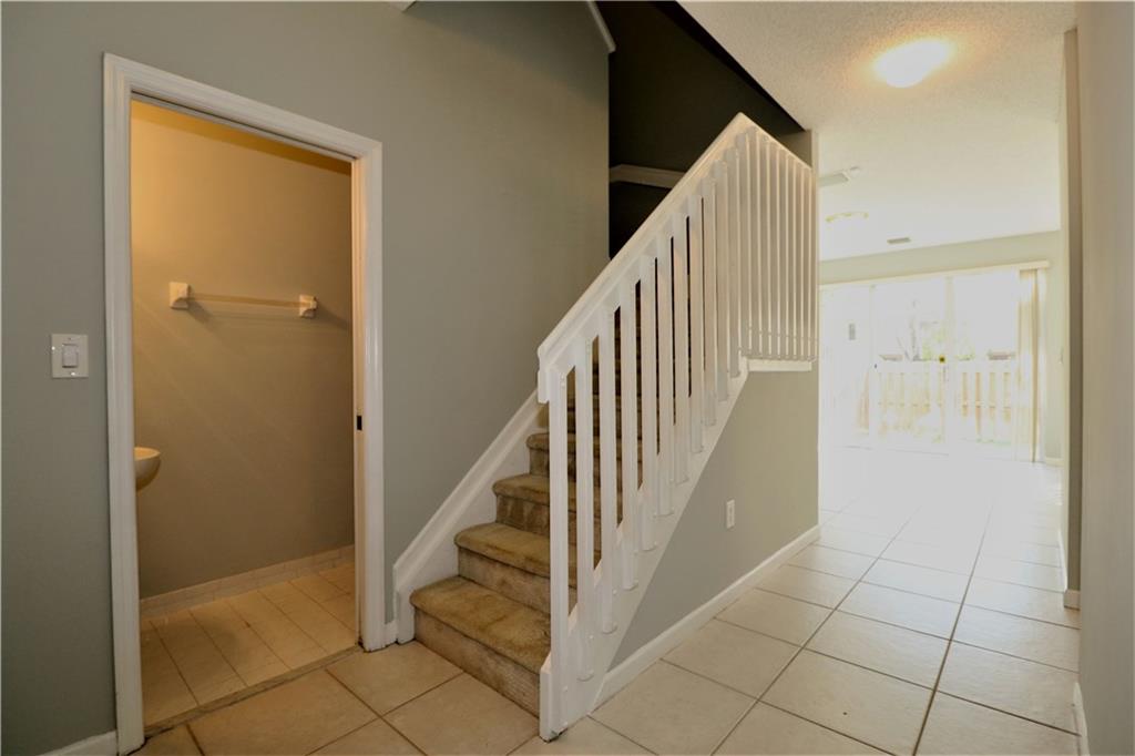 Paragon Centre 162-35 B - Residential Lease