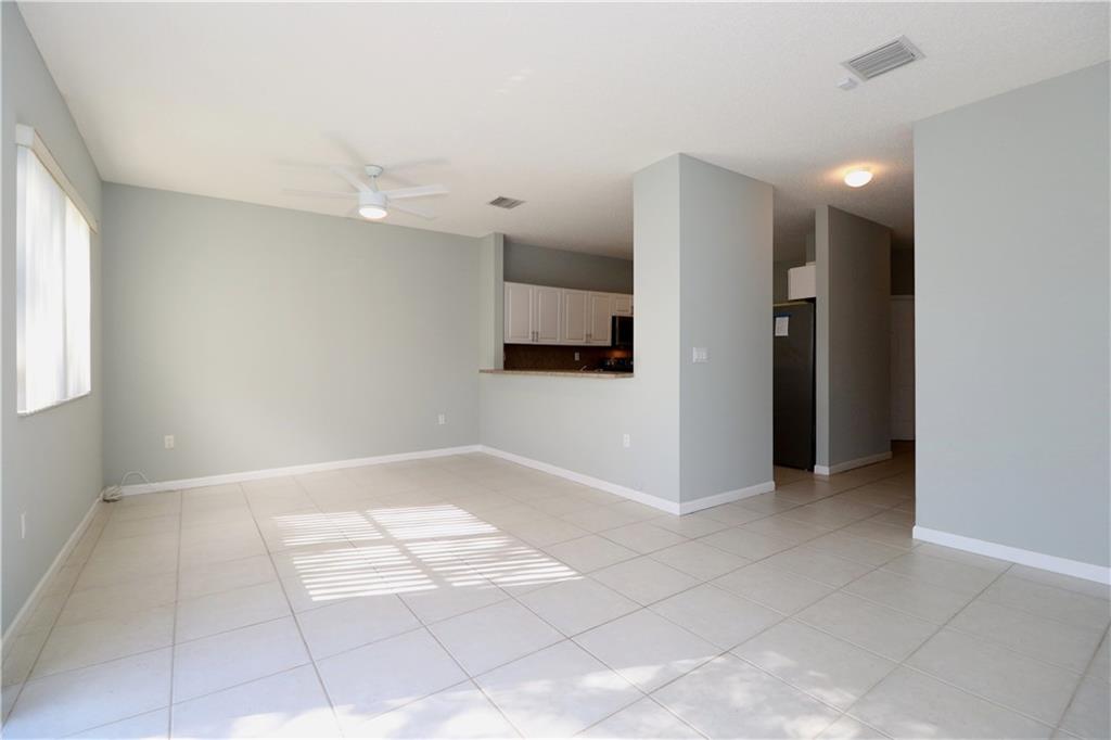 Paragon Centre 162-35 B - Residential Lease