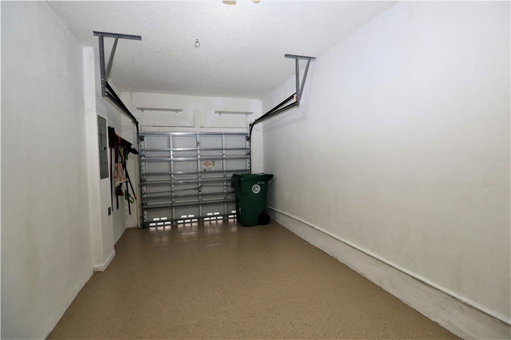 Paragon Centre 162-35 B - Residential Lease