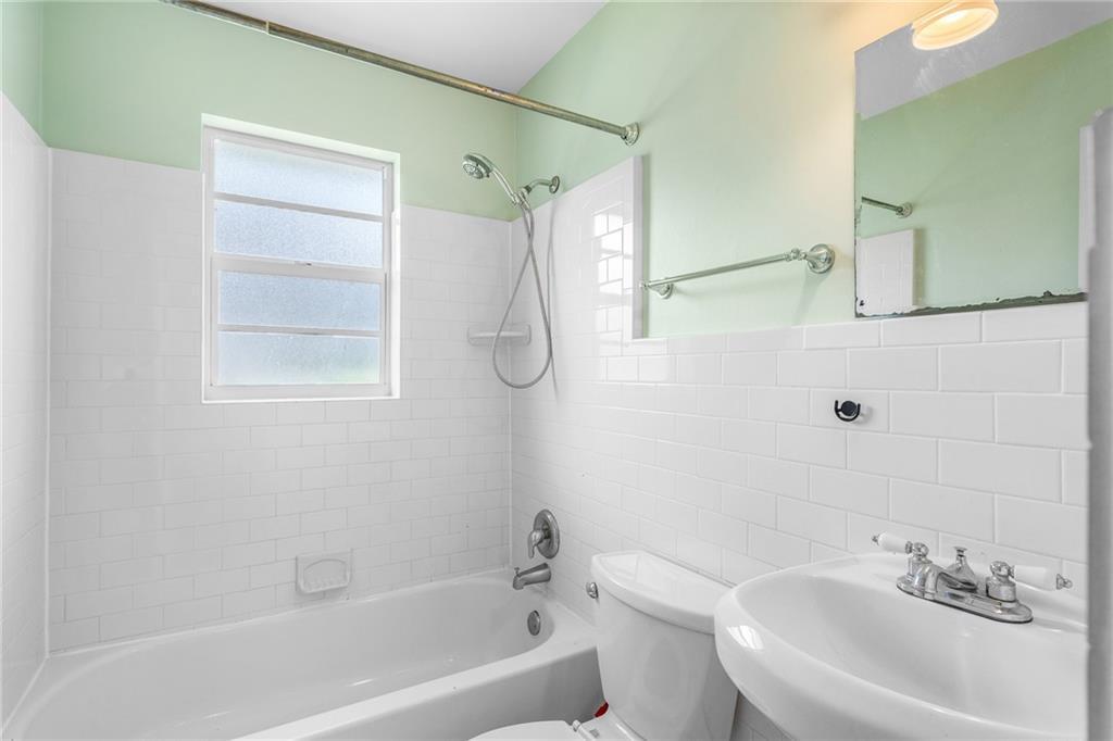 919 Turtle Cove Lane