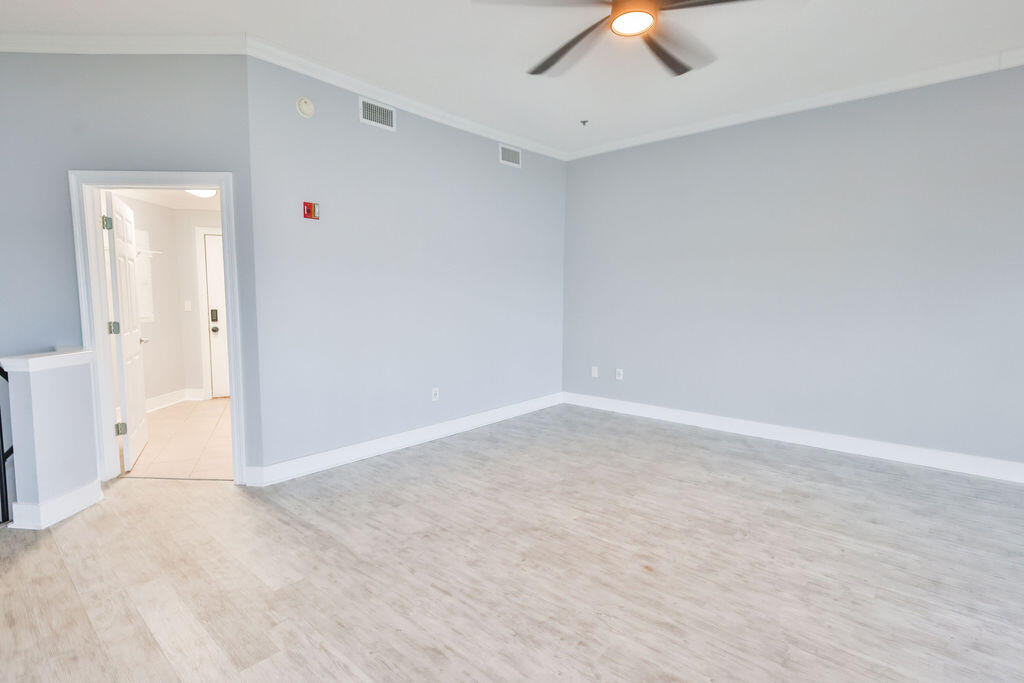LAGUNA LANDING CONDO - Residential
