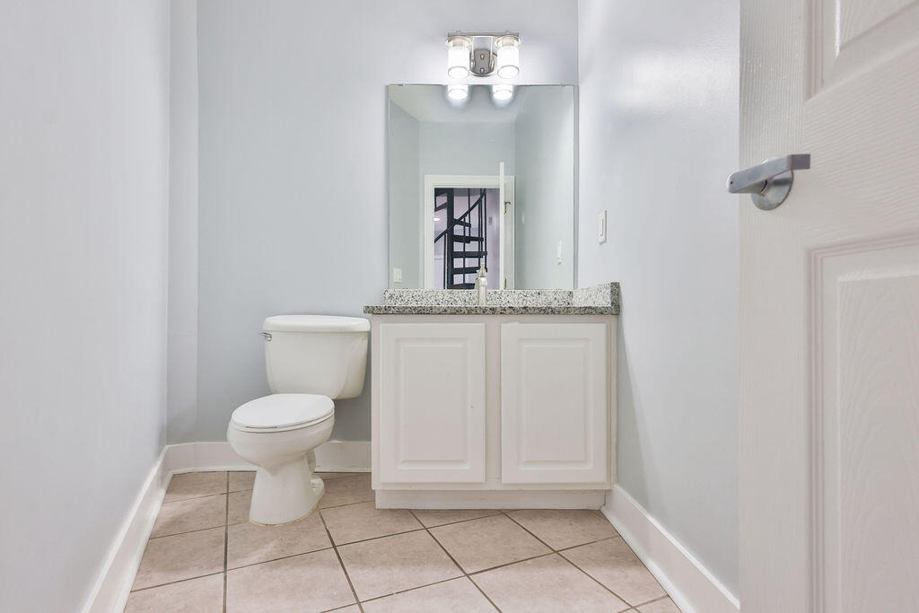 LAGUNA LANDING CONDO - Residential
