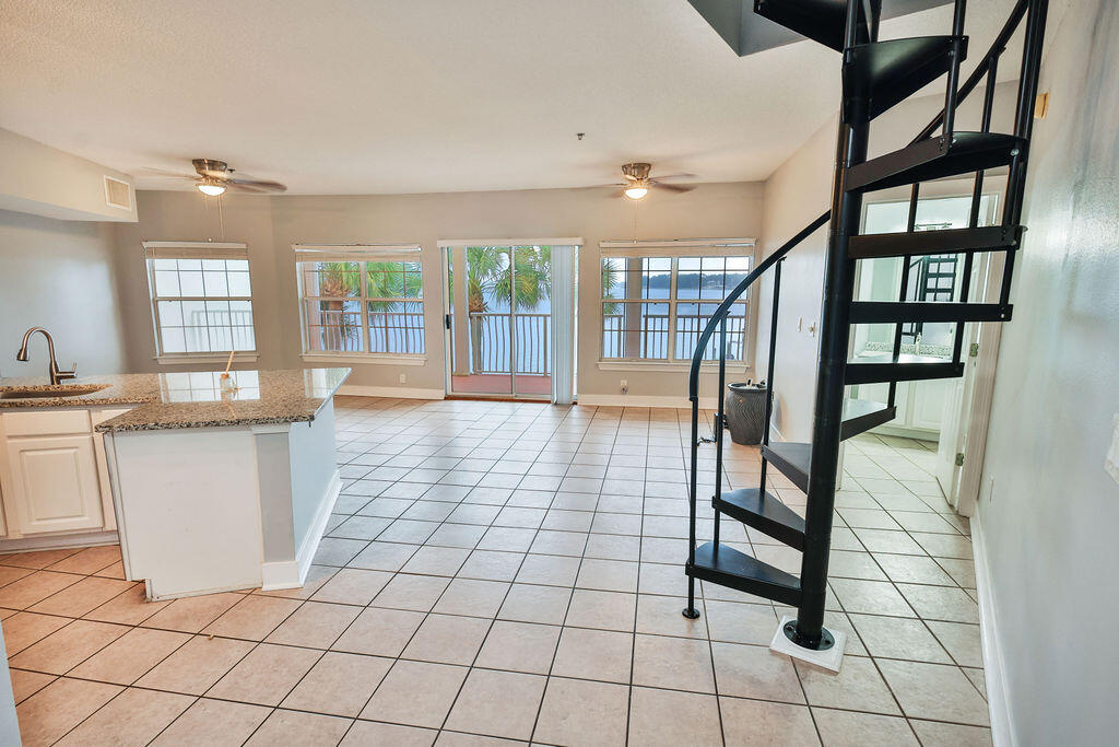 LAGUNA LANDING CONDO - Residential