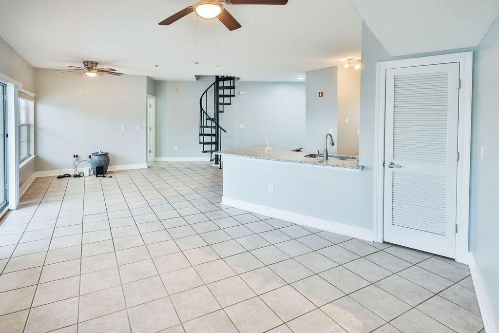 LAGUNA LANDING CONDO - Residential