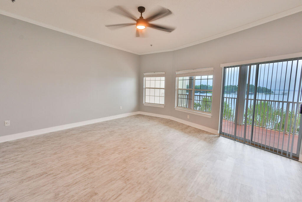 LAGUNA LANDING CONDO - Residential