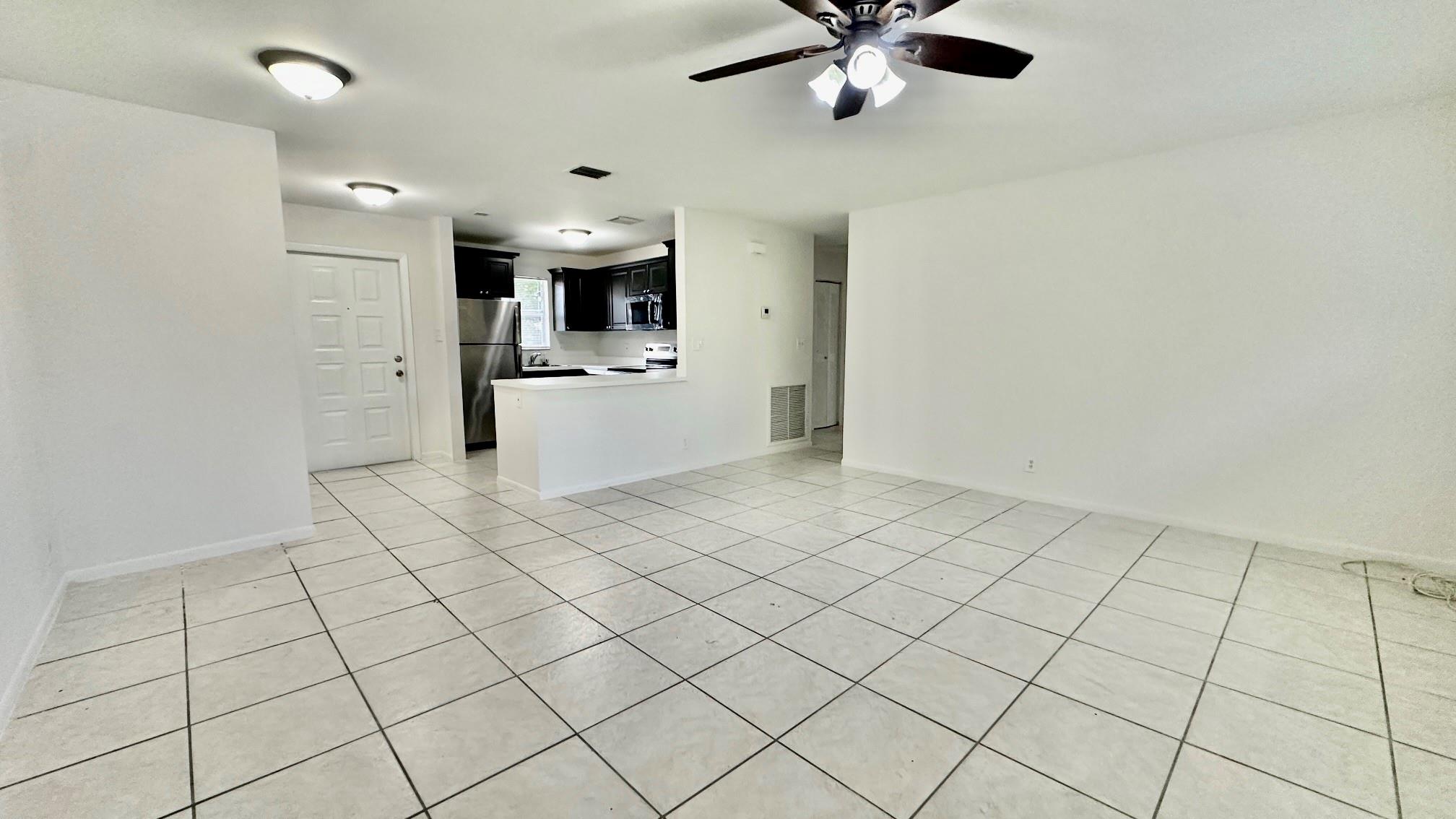 11503 NW 43rd St 11503