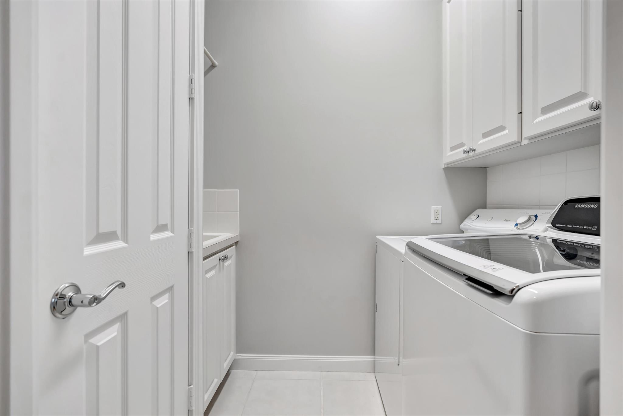 NEWHAVEN 7B PH 2 - Residential