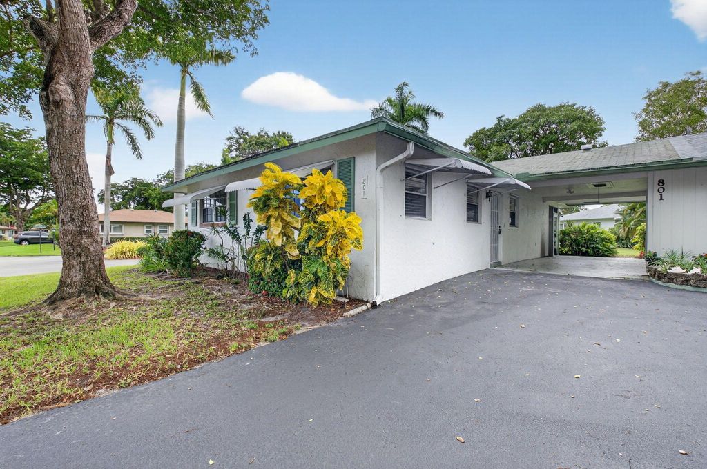 Photo of 801 Meadowlark Lane, Delray Beach, FL 33445 (MLS # R11147745)