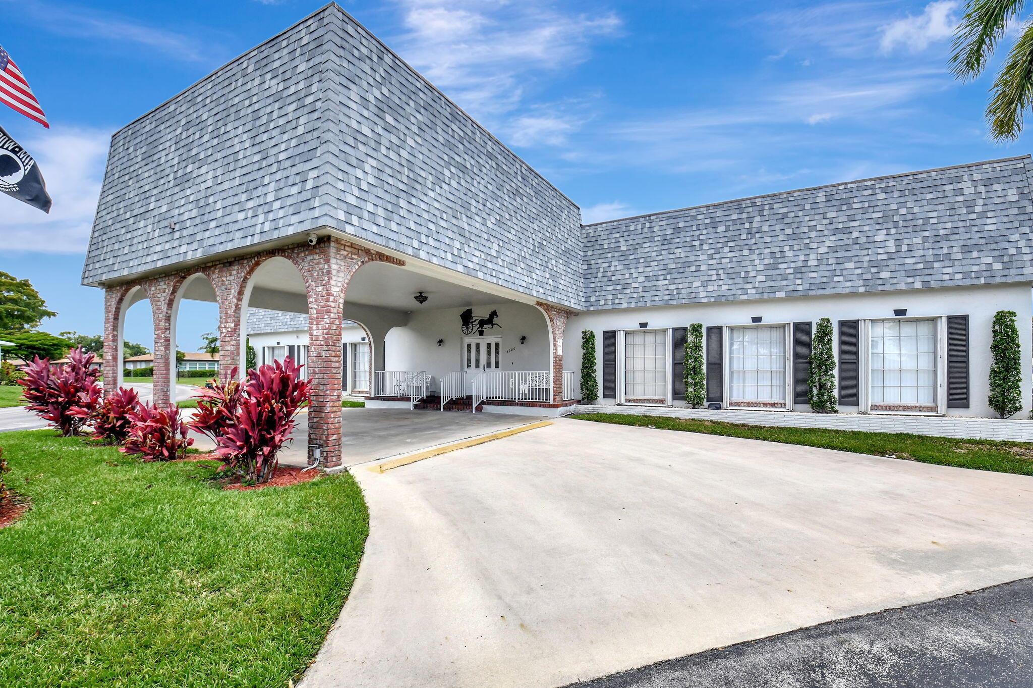 COUNTRY MANORS CONDO - Residential