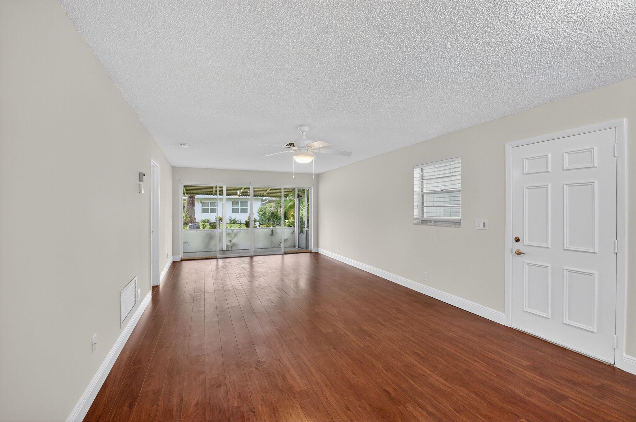 COUNTRY MANORS CONDO - Residential