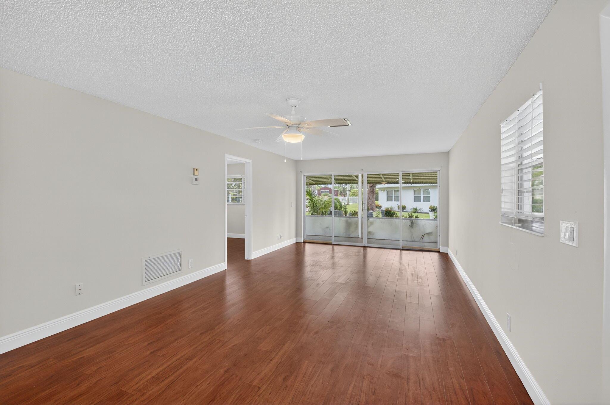 COUNTRY MANORS CONDO - Residential