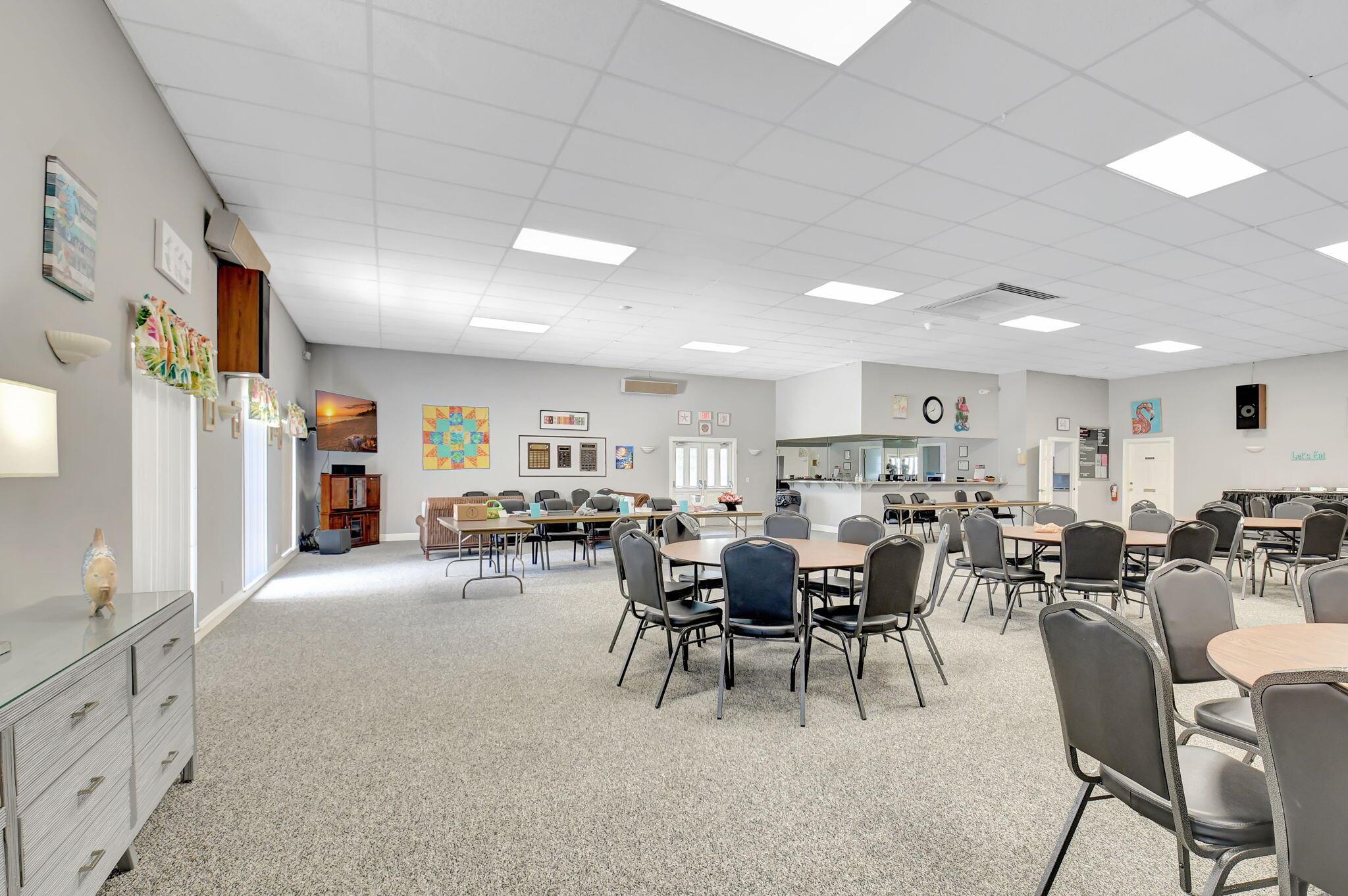 COUNTRY MANORS CONDO - Residential