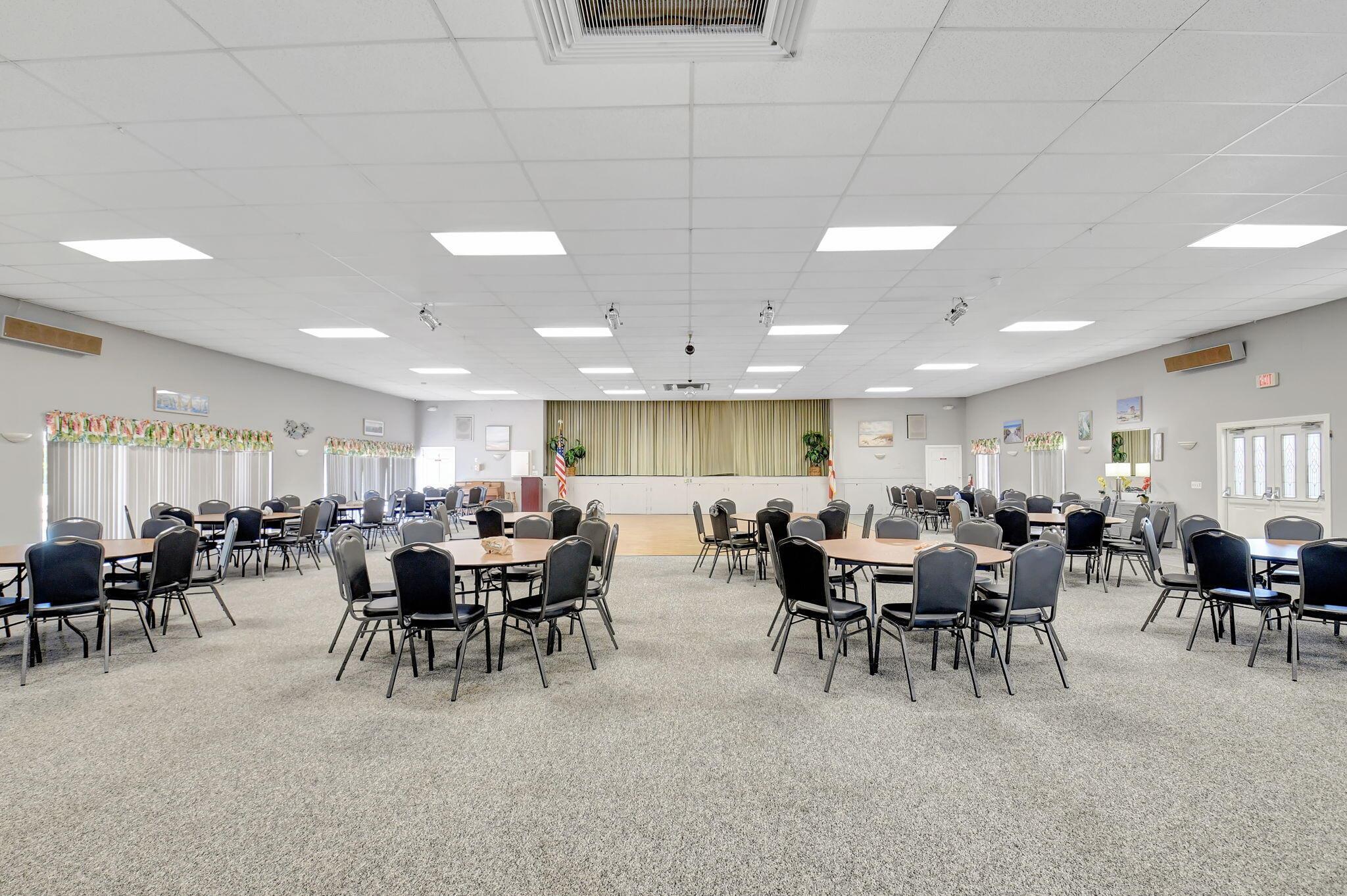 COUNTRY MANORS CONDO - Residential