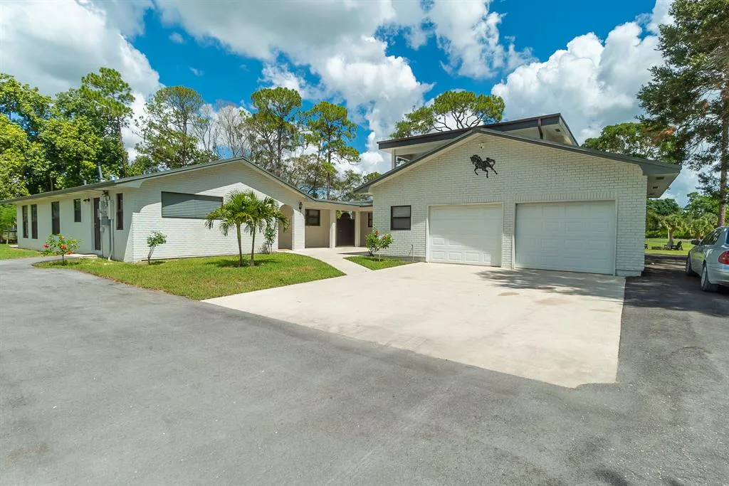 15285 Collecting Canal Rd