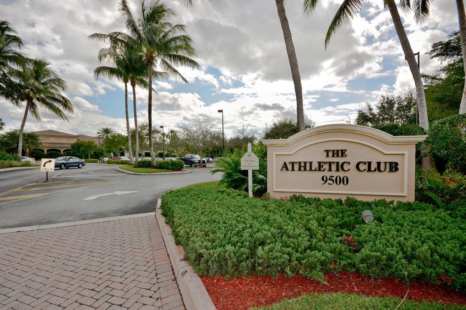 VALENCIA SHORES - Residential